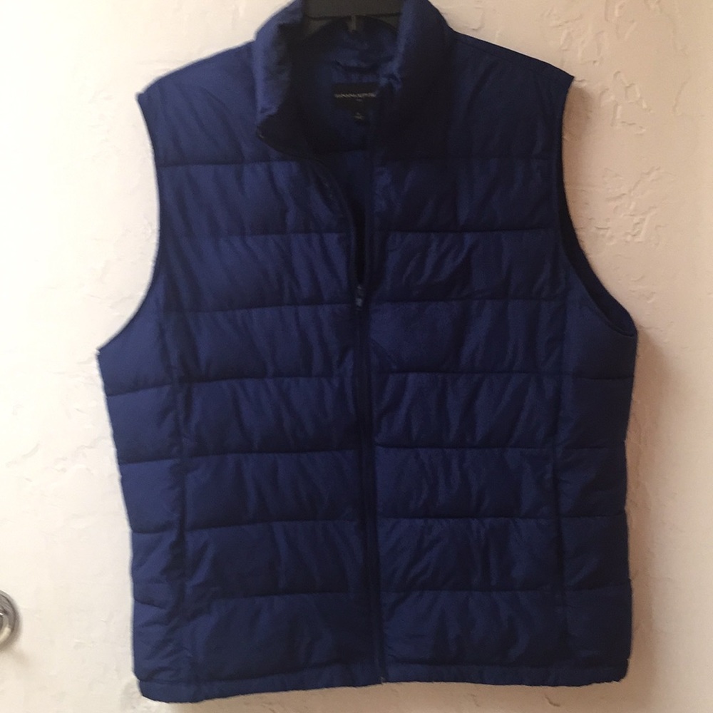 NWOT Banana Republic Puffer vest